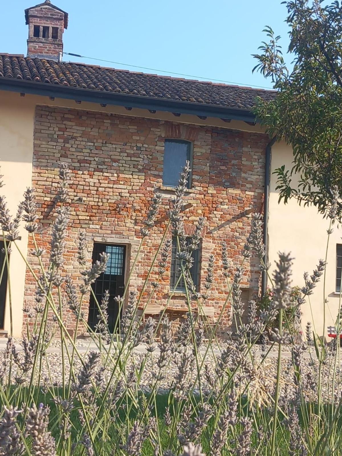 Agriturismo Cascina Pezzolo Lodi Buitenkant foto